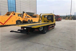 濠江非事故拖车