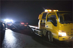 濠江24小时车辆搭电联系电话